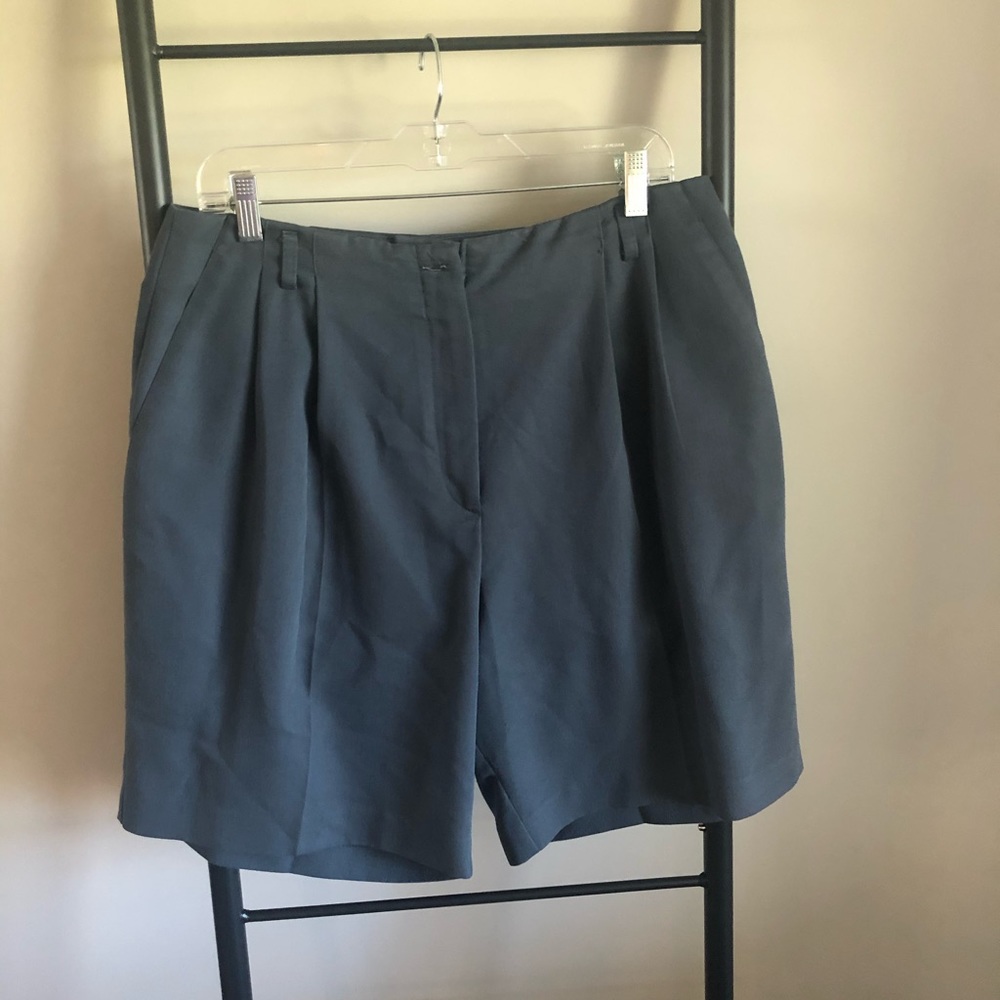Ladies shorts